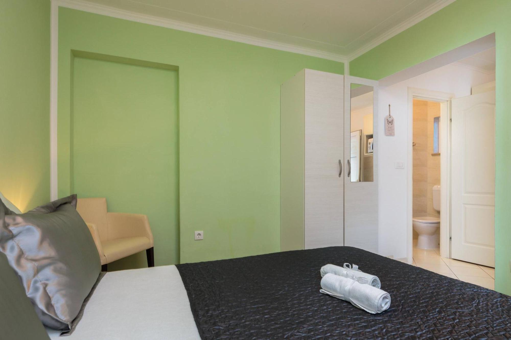 Apartment Krzelj Trogir Exteriör bild