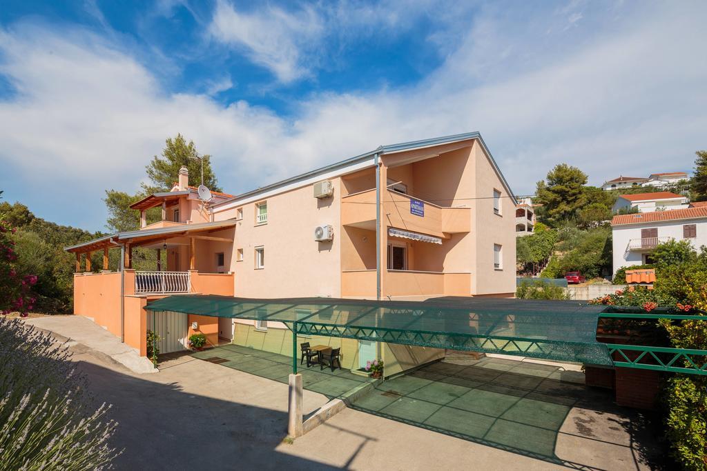 Apartment Krzelj Trogir Exteriör bild